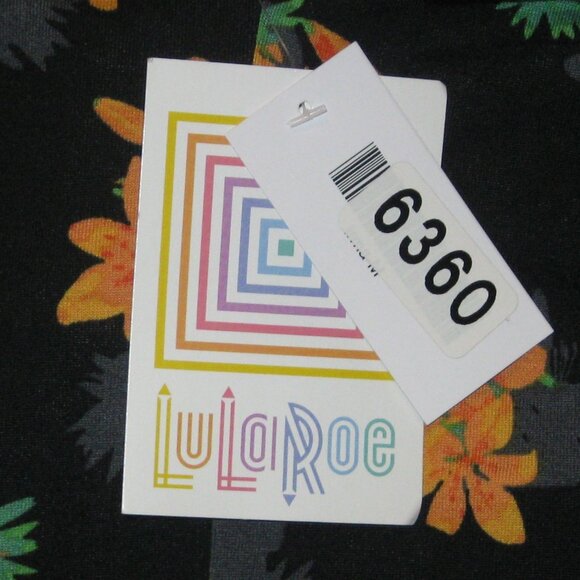 LuLaRoe Irma Tunic Top Size M NWT - Picture 7 of 8
